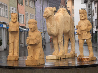 Kamel und drei Könige